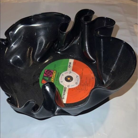 Record bowl, record is by Roy Buchanan ,  measures approximately 9 inches - Picture 1 of 6